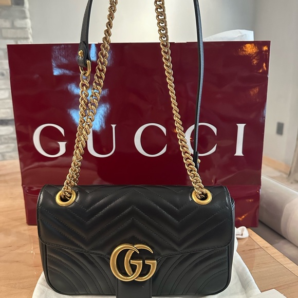 Gucci Black and Gold Marmont Medium Shoulder Bag Brand New - Picture 4 of 12